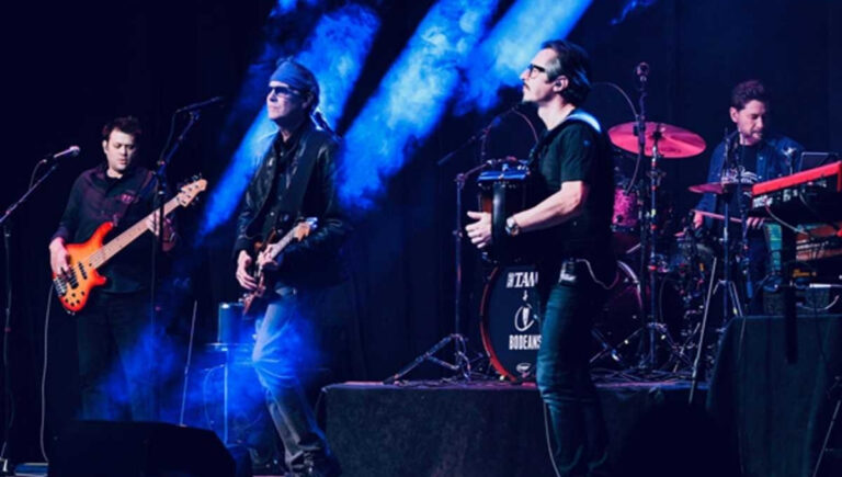 200 80s Song Captions for Instagram That Will Take You Back in Time and Make You Smile